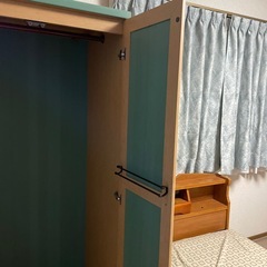 収納家具　ワードローブ　の画像