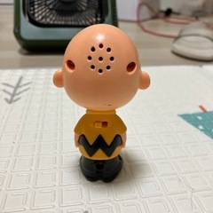 チャーリーブラウン　スヌーピー　ハッピーセットのおもちゃの画像