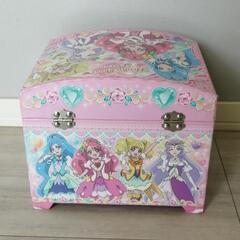 プリキュア　鍵付き収納ボックスの画像
