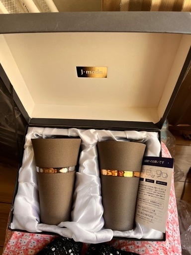 フレンチ風 金属製花瓶オブジェ｜モダン・ミニマル・民芸テイスト インテリア（ホテル・モデルルーム向け）