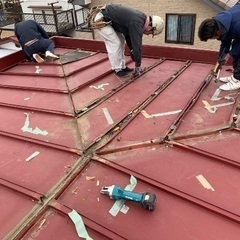 🏠屋根葺き替え工事（雨漏り対応・瓦棒仕上げ） 