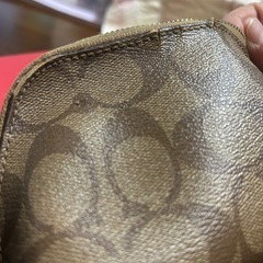 COACHのコスメポーチの画像