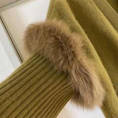 深緑カラー　リアルファーセータージャケットコートの画像