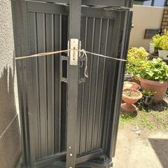 ガレージ　ジャバラの画像