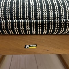 カリモク　1人用ソファ&フットスツールのセットの画像