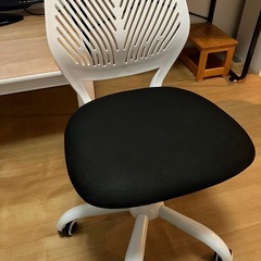 チェア　ほぼ新品の画像