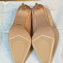 【新品】Le Lien plus パンプス 24.5cmの画像