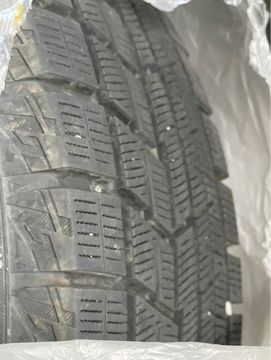 スタッドレスタイヤ4本ホイール付き