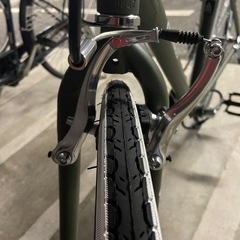 【福岡/新品/訳あり】RENAULT クロスバイク オリーブグリーンの画像