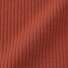 GU タンクトップ🧡の画像