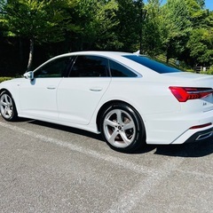 アウディ　A6 セダン　Sラインパッケージ　ディーゼル　 クワトロスポーツ　車体の画像