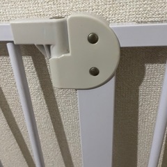 0円お譲りします！カトージベビーゲート
の画像