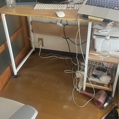 (無料)電子レンジ、冷蔵庫、洗濯機、テーブル、IHの画像