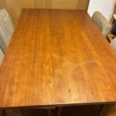 ダイニングテーブル&チェア4脚の画像