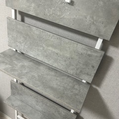【LOWYA】突っ張り棚の画像