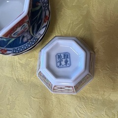 お皿の画像