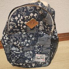 子供のリュックの画像