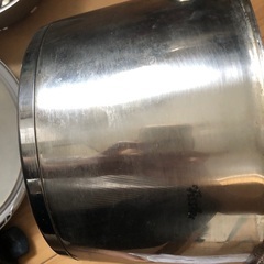 ステンレス圧力鍋と蒸し器セットの画像
