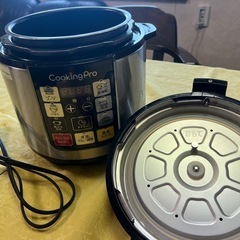 電気圧力鍋の画像