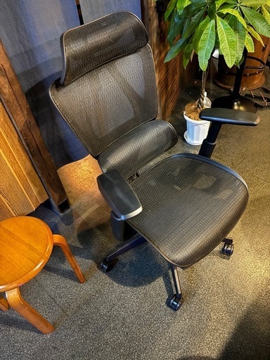 ゲーミングチェア