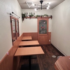 カフェテーブルの画像