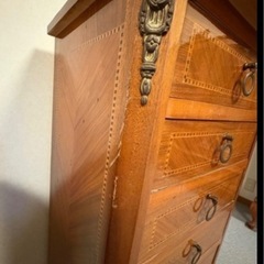 アンティーク　チェストの画像