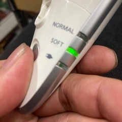 パナソニック 音波頭皮ブラシ EH-HM25-Wの画像