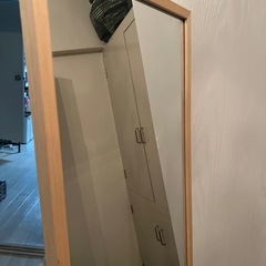スタンドミラーの画像