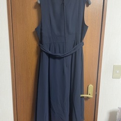 ドレス　紺色の画像