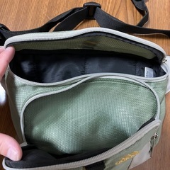 adidas  　アディダス　ウエストポーチ　ウエストバッグの画像