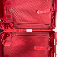 supreme RIMOWAスーツケース 早い者勝ちお値段ご提示お願いいたします！ の画像