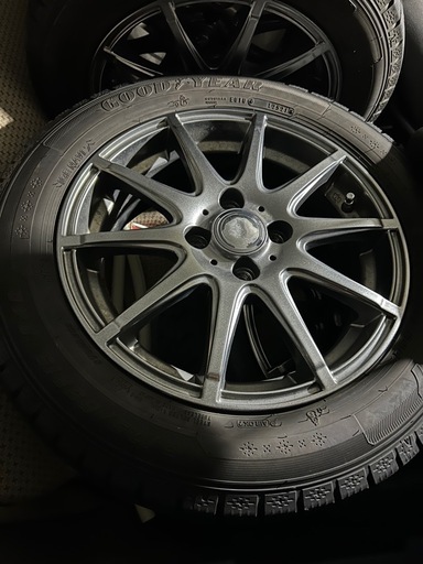 物々交換も可能 15インチスタッドレス4本