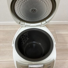 TOSHIBA 東芝ジャー炊飯器　お料理メニュー付き　RC10-MSH 5.5合炊きの画像
