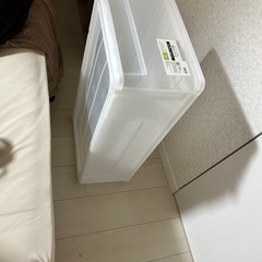 衣装ケースの画像