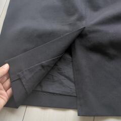 MARELLA SPORT タイトスカート　膝丈　黒のタイト 後ろスリット付きの画像