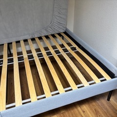 IKEA ダブルベッドフレームの画像