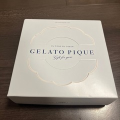 新品未使用　ジェラートピケ　ハンドクリーム　ハンカチの画像