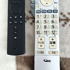 2009年式 32インチ Panasonic 液晶テレビ と Amazon Fire TV Stick HDとテレビ台　3点セットの画像