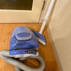 掃除機　東芝製の画像