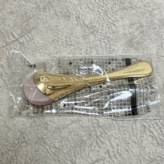 無料★未使用★アイシャドウブラシ、チップ★携帯用リップブラシ★マッサージ用天然石の画像