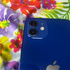 iPhone 12 64GBの画像