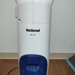 縦型掃除機の画像