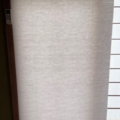 ハニカムシェード　IKEAの画像