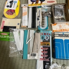 新品　未使用の裁縫　ボタンなど多数の画像