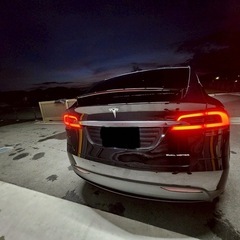 テスラ　モデルX の画像