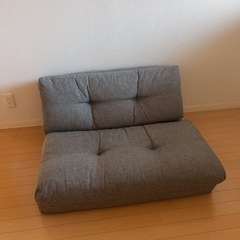 ソファの画像