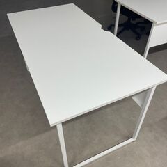 差し上げます　オフィスデスク　椅子　の画像