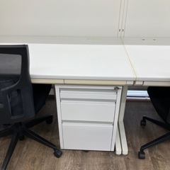 オフィス家具セット オフィスデスク オフィスキャビネットの画像