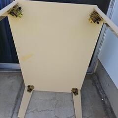 テーブルの画像