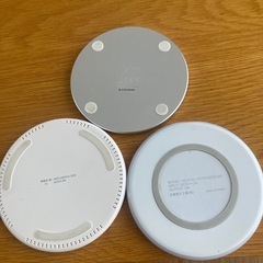 携帯チャージャー　ワイヤレス充電器の画像
